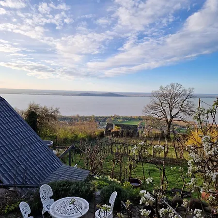 Szőlőskert Badacsony