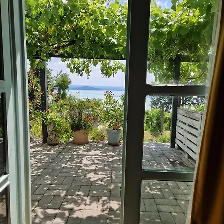 Holiday home Szoloskert Vendeghaz Badacsony *