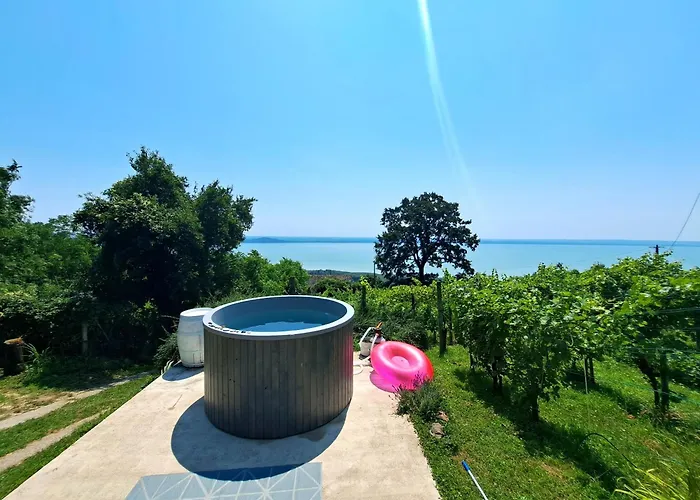 Szoloskert Vendeghaz Badacsony *