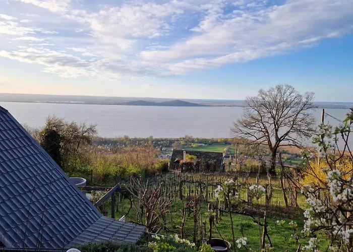 Szőlőskert Badacsony